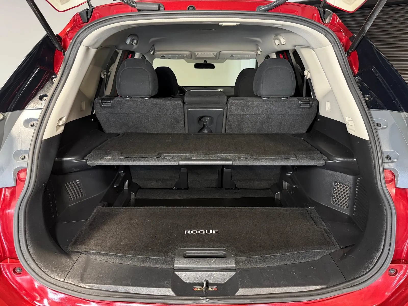 Used 2016 Nissan Rogue S FWD image 14