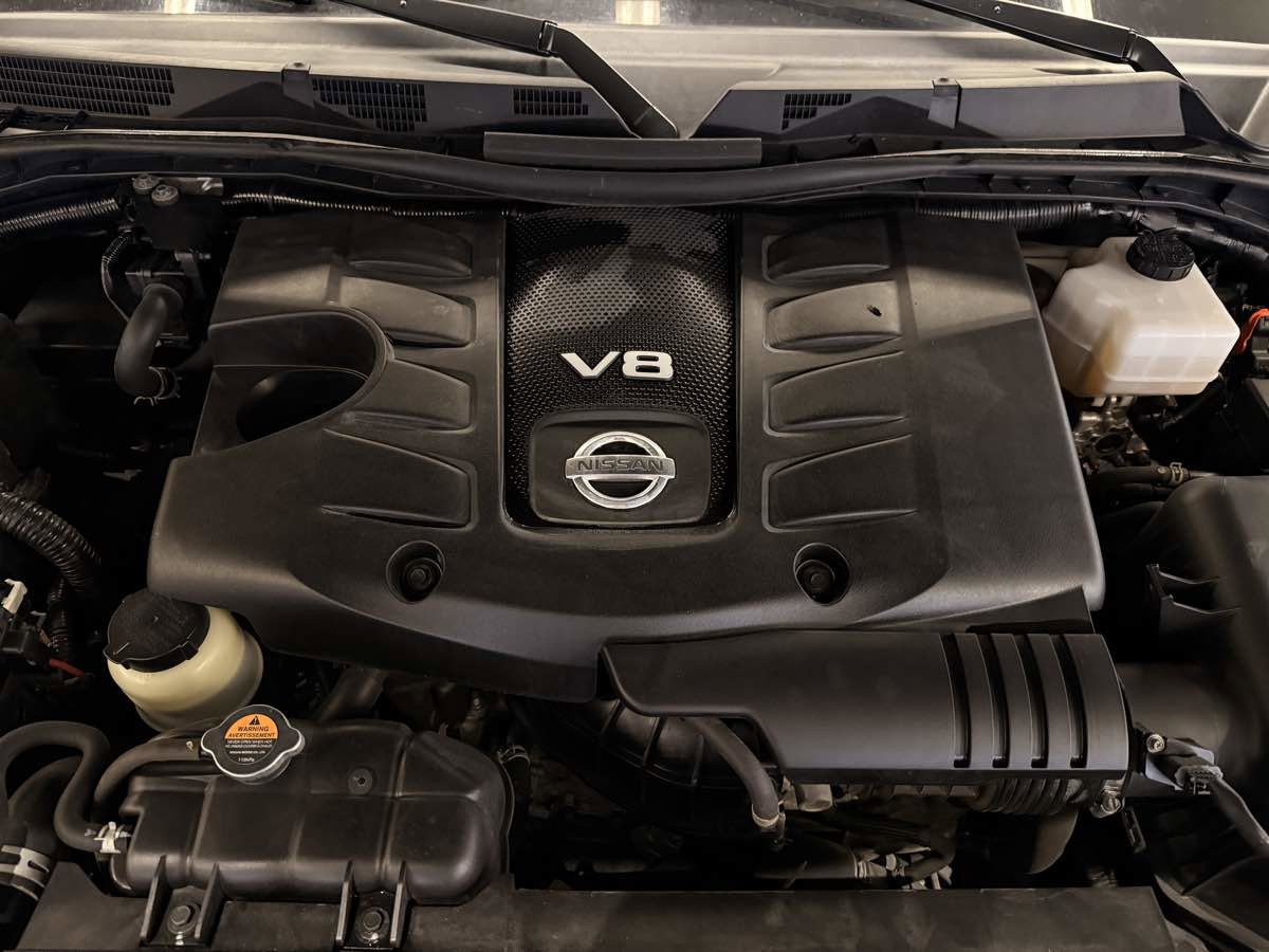 Used 2023 Nissan Armada SL w/ Captain's Chairs Package image 24