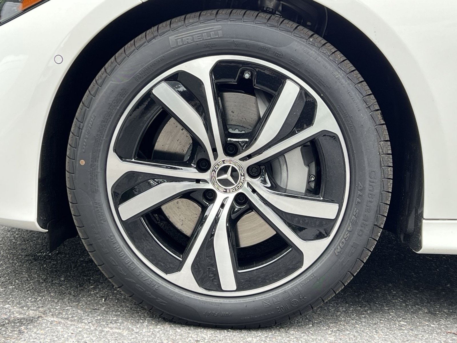New 2027 Mercedes-Benz CLE 300 4MATIC Cabriolet image 17