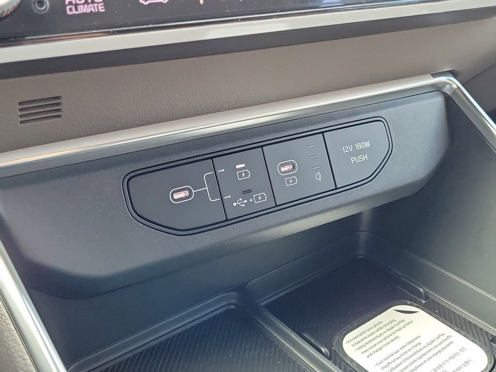 New 2026 Kia Carnival EX FWD image 31