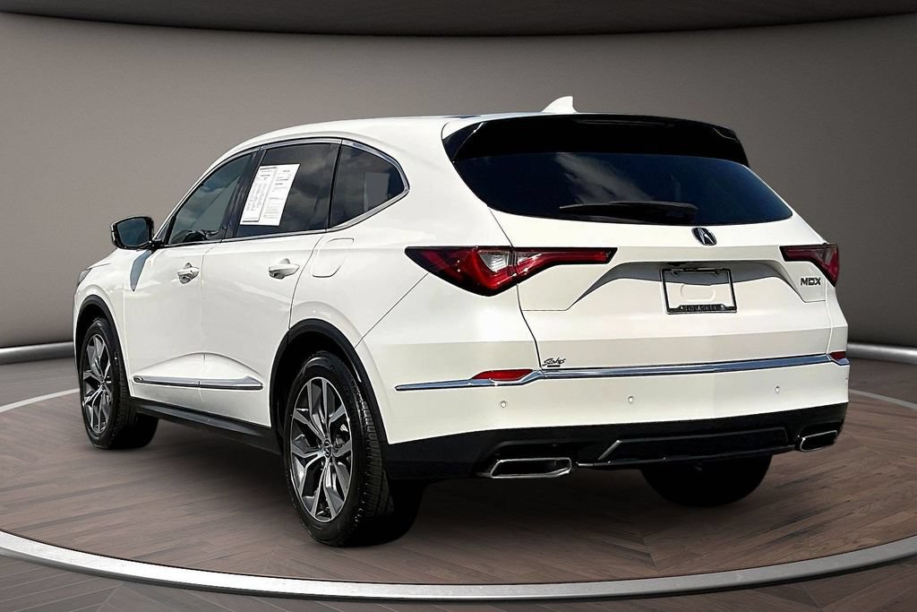 Used 2023 Acura MDX w/ Technology Package FWD image 4