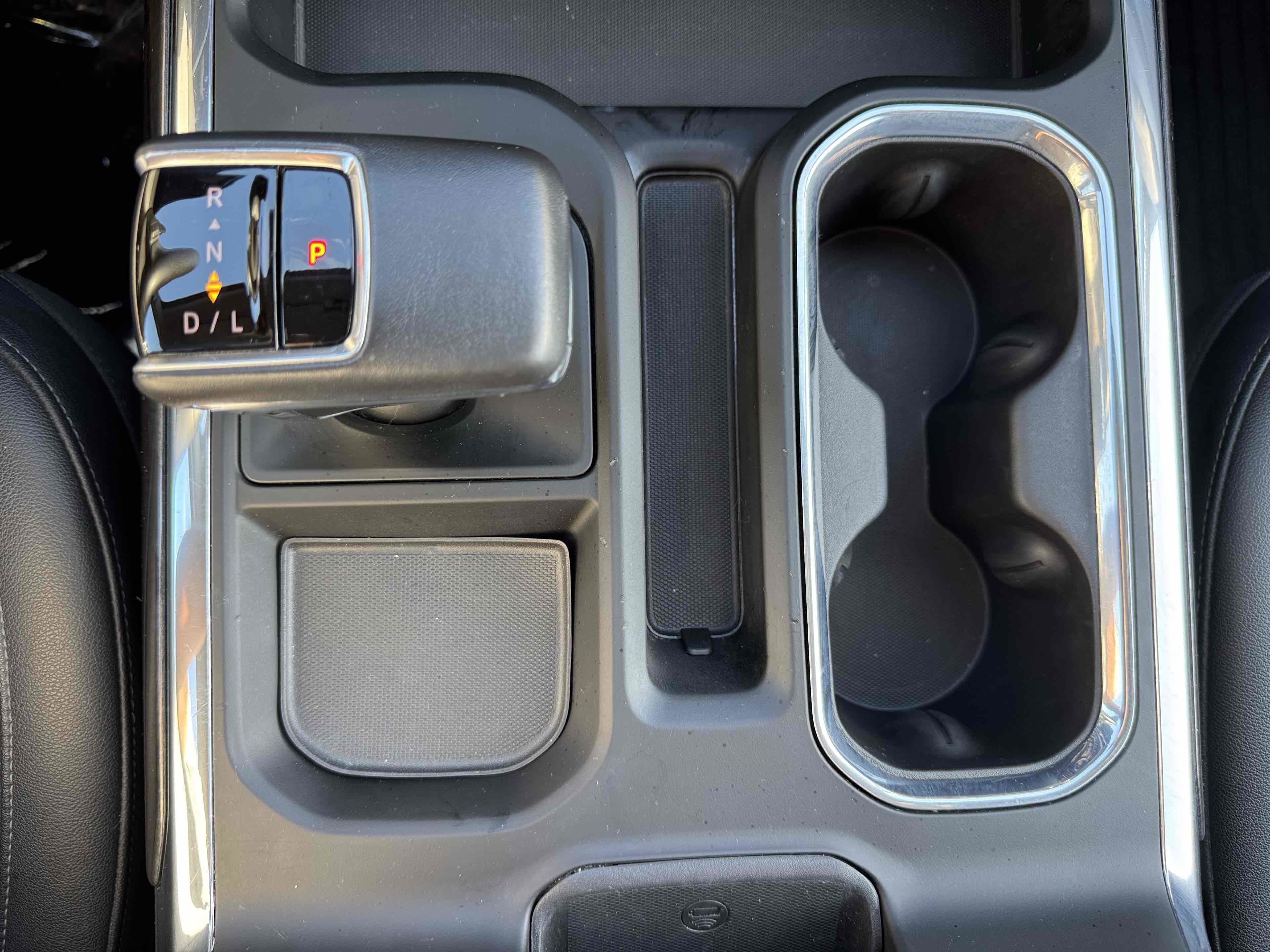 Used 2022 Chevrolet Silverado 1500 LTZ AWD/4WD image 30