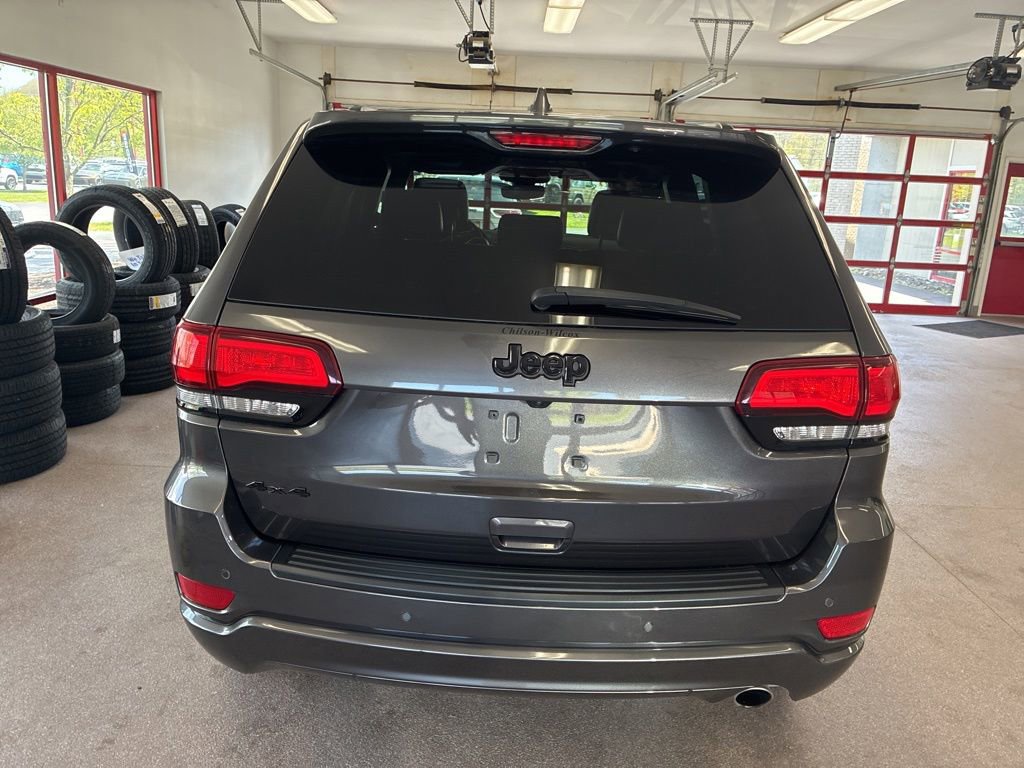 Used 2020 Jeep Grand Cherokee Altitude AWD/4WD image 13