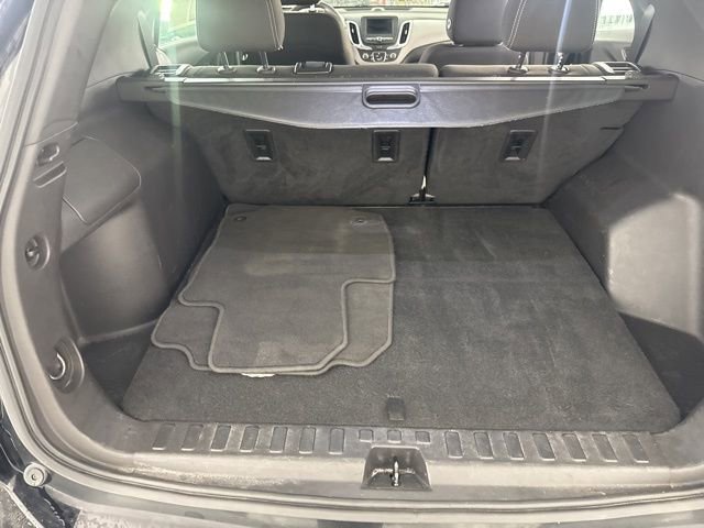 Used 2023 Chevrolet Equinox LS AWD/4WD image 25
