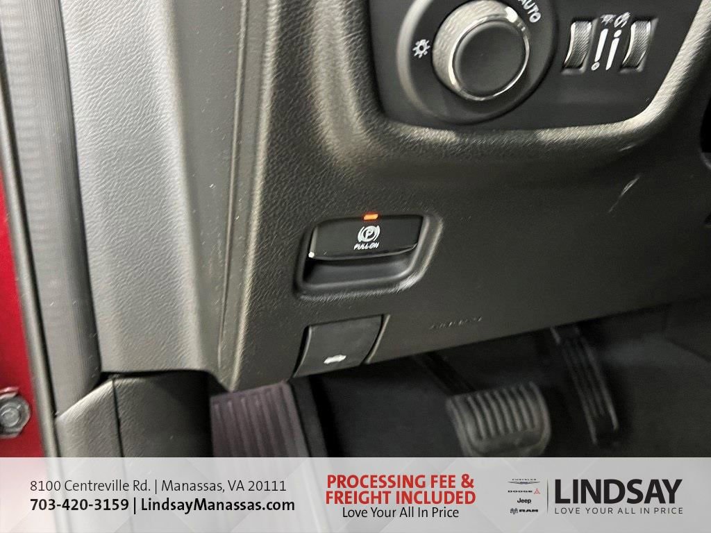 New 2025 Jeep Grand Cherokee Altitude image 29