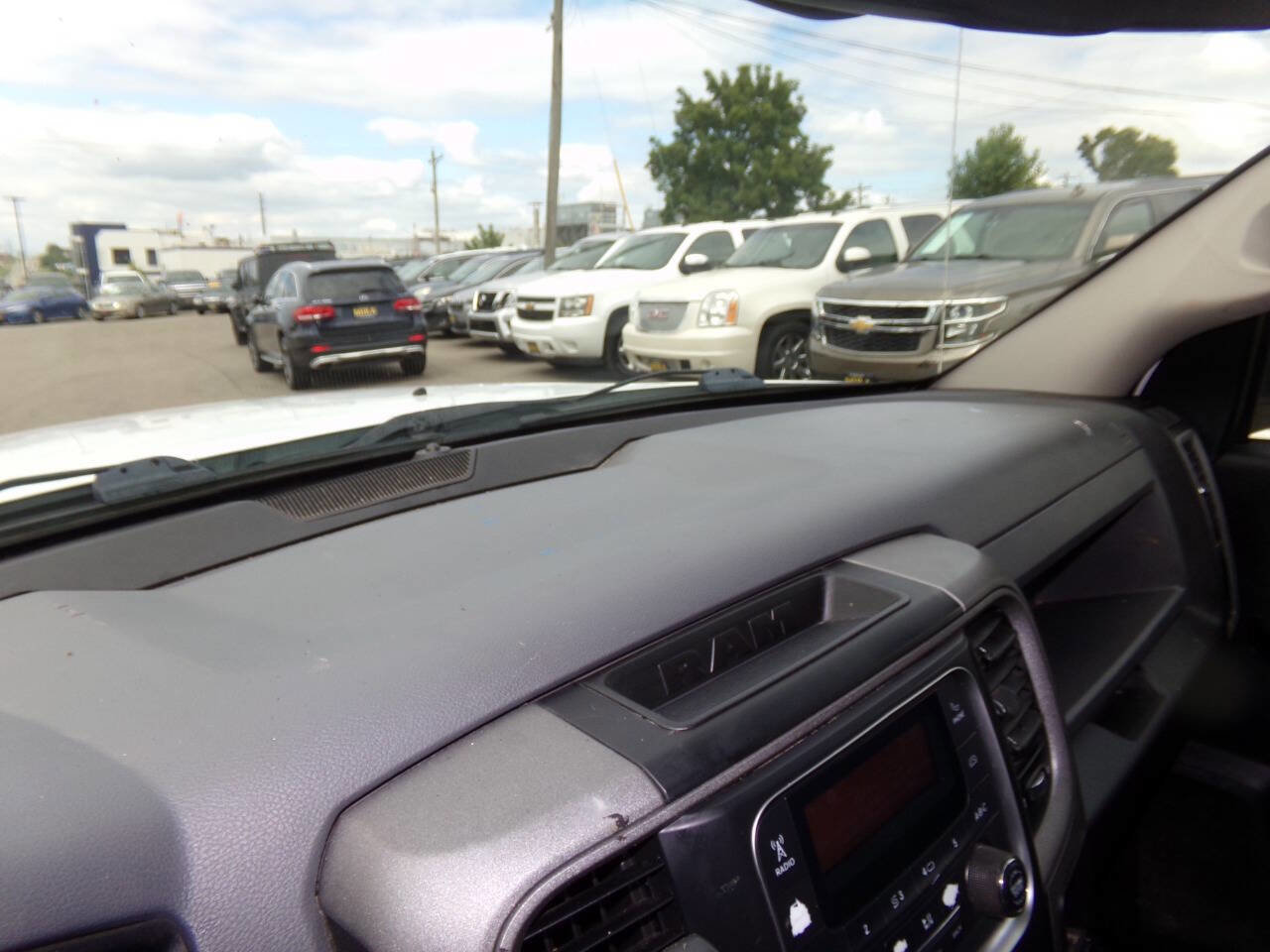 Used 2017 RAM 2500 Tradesman w/ Chrome Appearance Group image 51