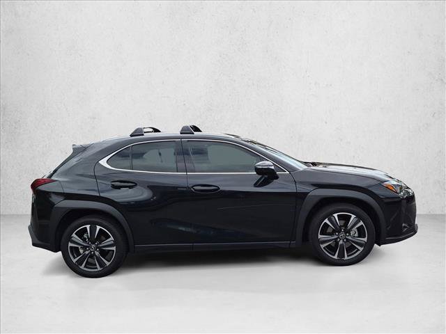 Certified 2025 Lexus UX 300h FWD w/ Accessory Package (Z2) image 4