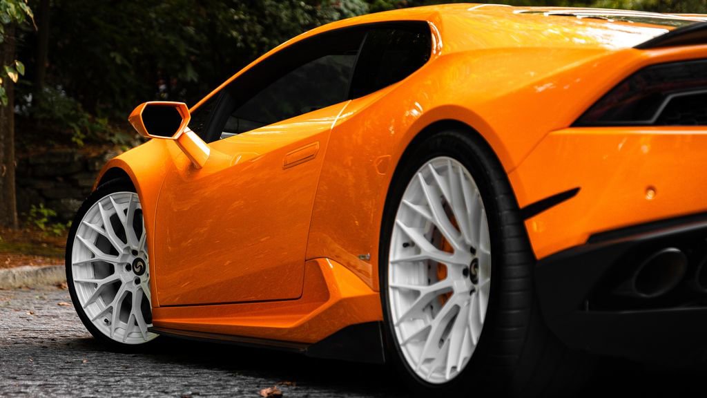 Used 2015 Lamborghini Huracan LP 610-4 image 12