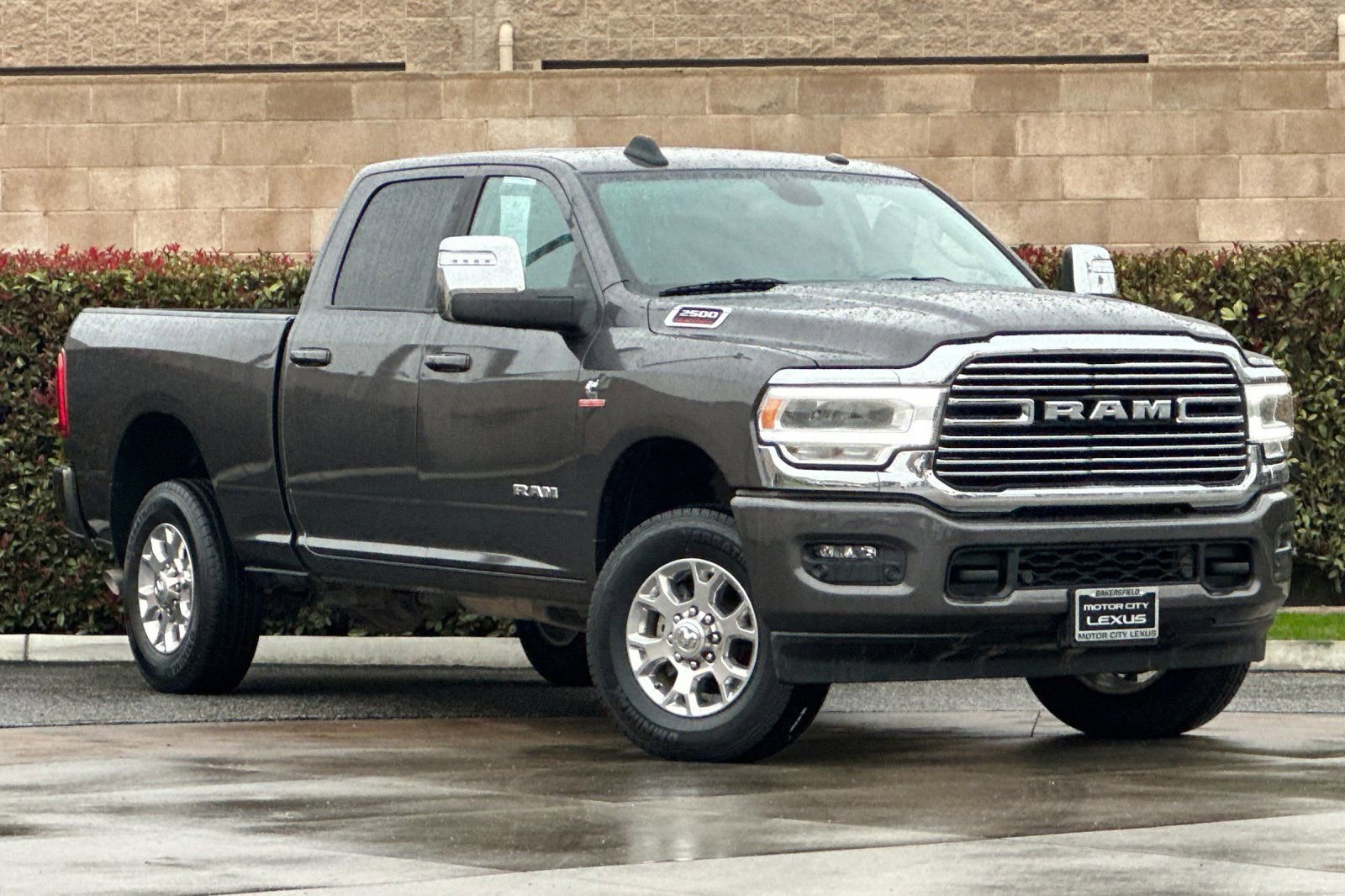Used 2024 RAM 2500 Laramie image 2