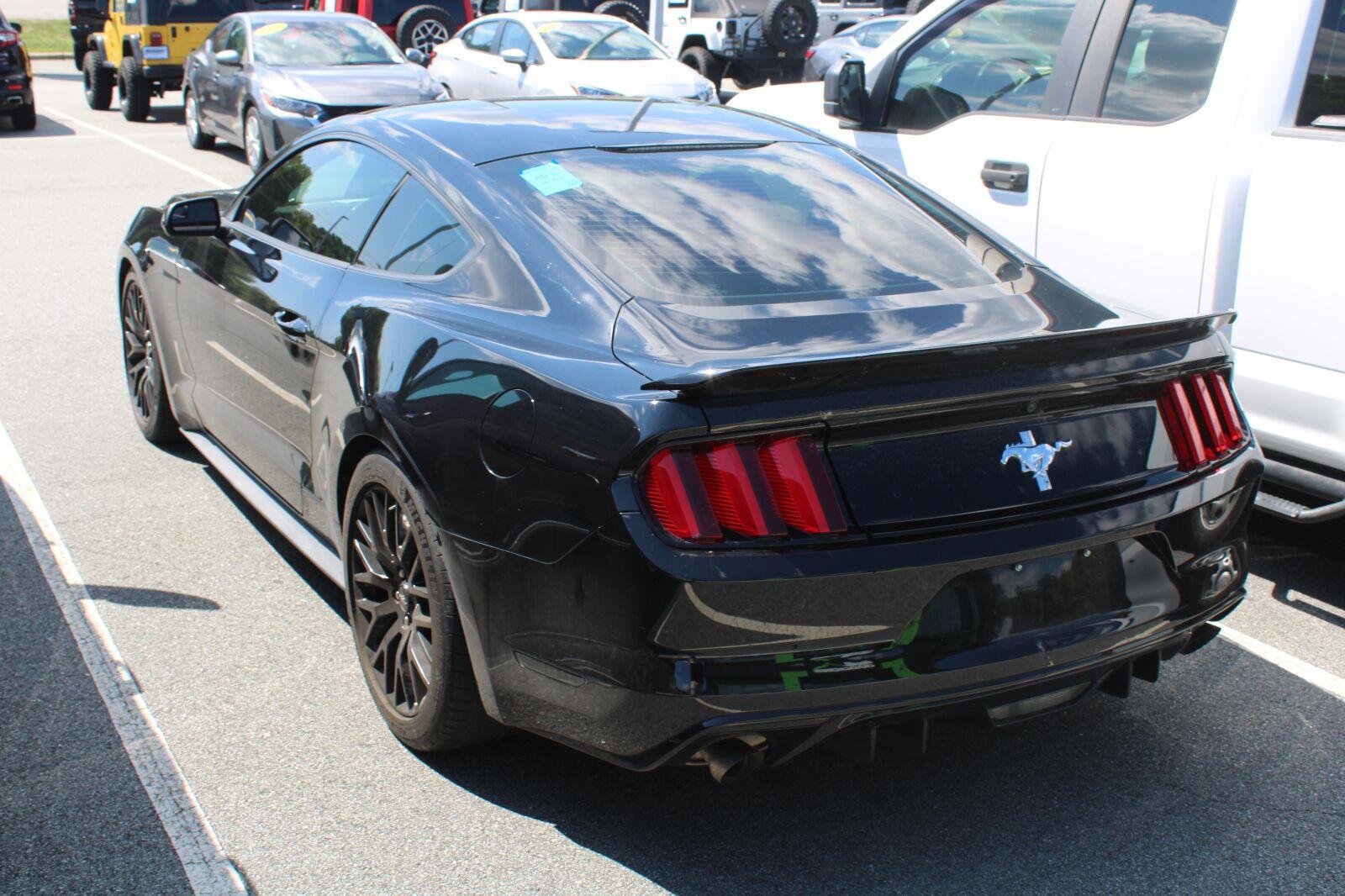 Used 2016 Ford Mustang Coupe w/ Equipment Group 051A RWD image 6