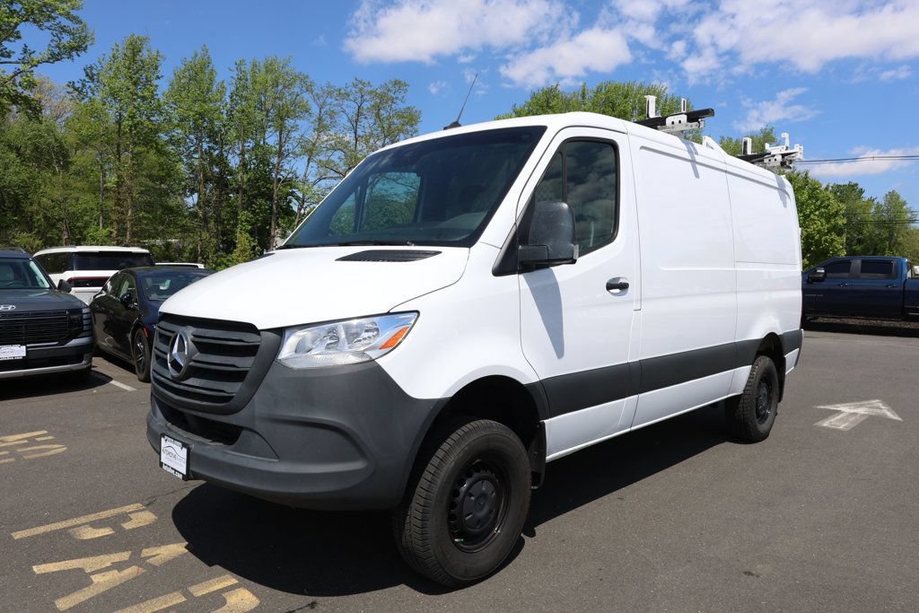 Used 2022 Mercedes-Benz Sprinter 2500 video 1