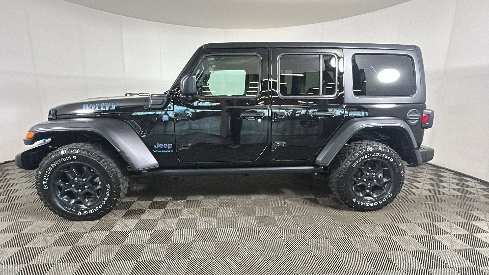 Used 2023 Jeep Wrangler Unlimited AWD/4WD image 7