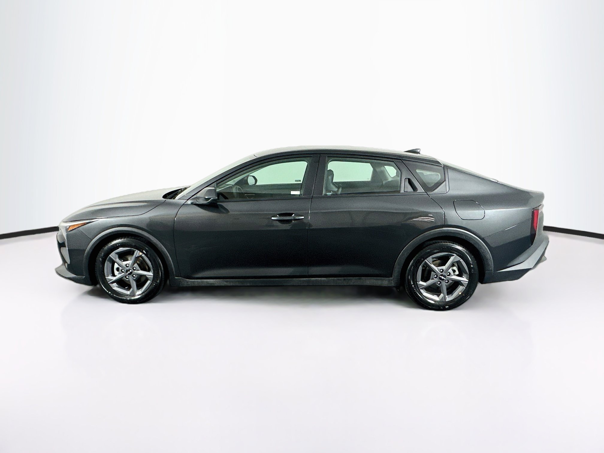 Used 2025 Kia K4 FWD image 4