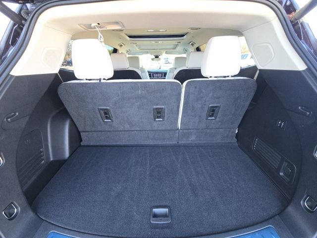 Used 2022 Buick Enclave Avenir w/ Avenir Technology Package image 14