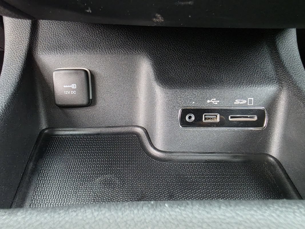 Used 2016 Dodge Durango Limited w/ Nav & Power Liftgate Group AWD/4WD image 28