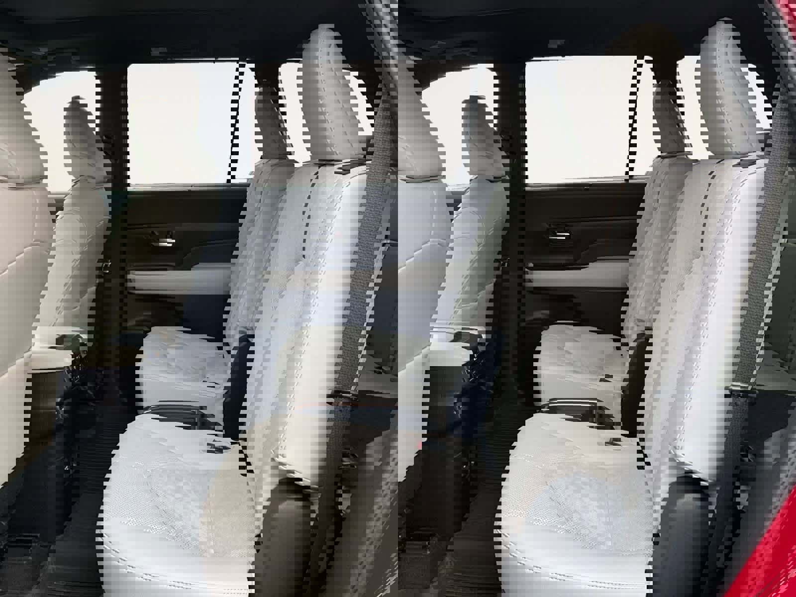 Used 2024 Toyota Grand Highlander AWD Hybrid image 27