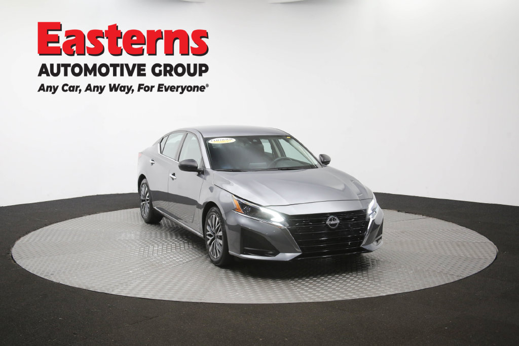 Used 2024 Nissan Altima 2.5 SV FWD image 53