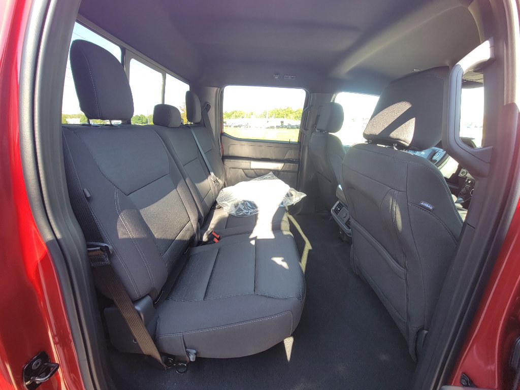 New 2025 Ford F150 XLT image 32