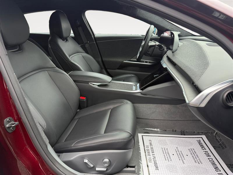 Used 2023 Lucid Air Pure image 17