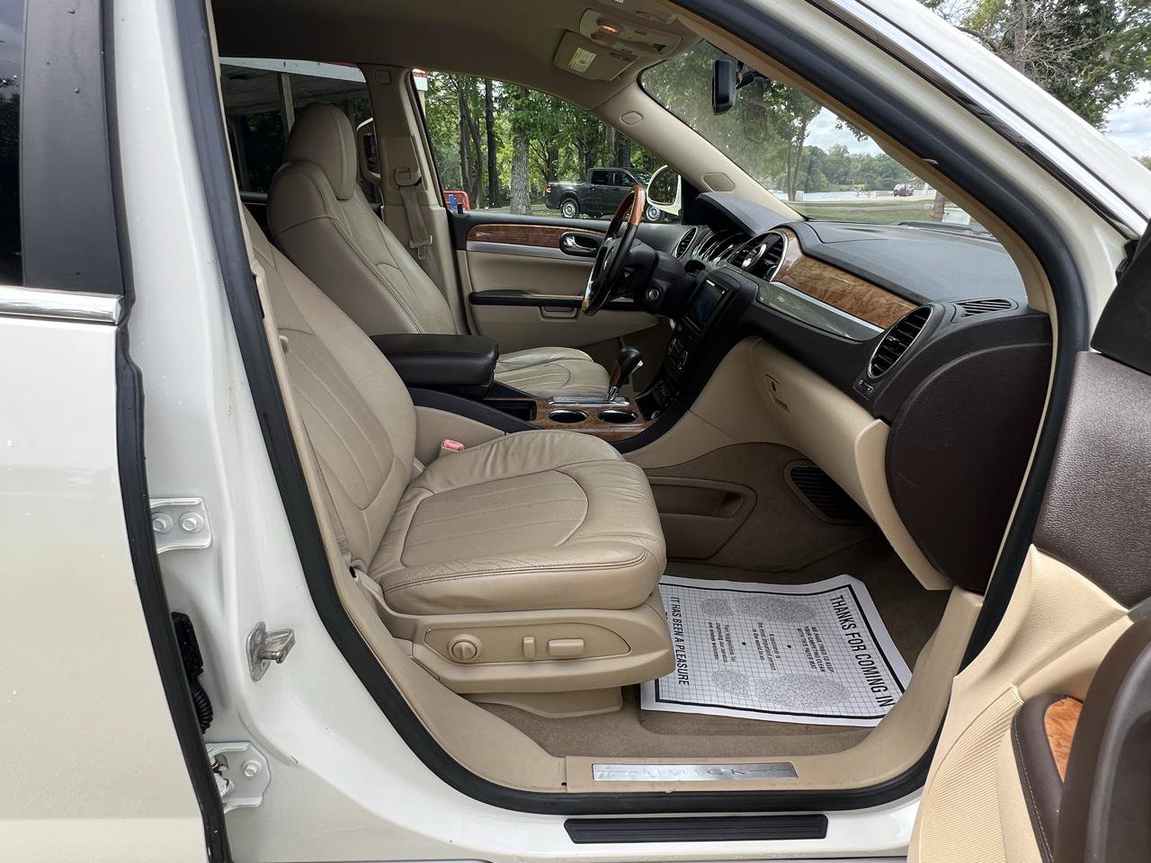 Used 2009 Buick Enclave CXL w/ Driver Confidence Package FWD image 22