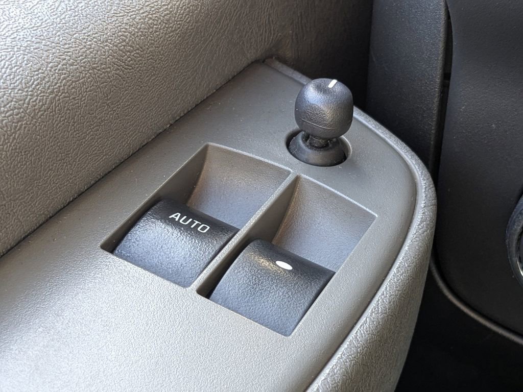 Used 2022 Chevrolet Express 2500 w/ Driver Convenience Package image 24