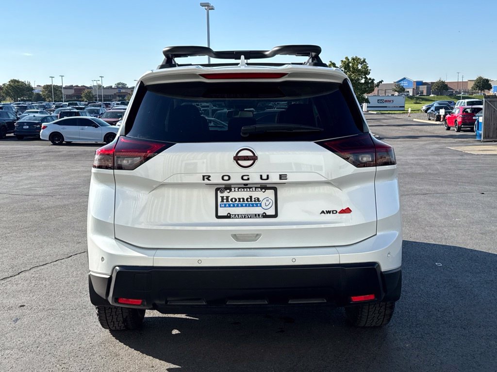 Used 2025 Nissan Rogue SV w/ Rock Creek Premium Package AWD/4WD image 6