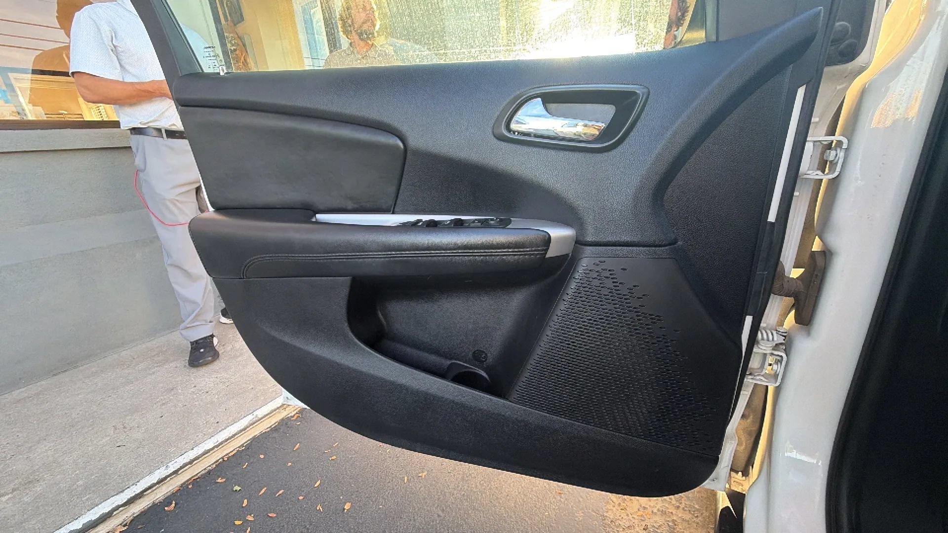 Used 2018 Dodge Journey SE AWD/4WD image 24
