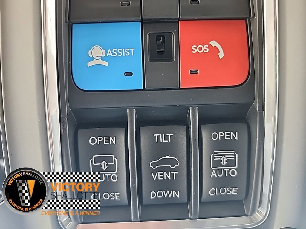 Certified 2022 Jeep Grand Cherokee Limited 4xe image 40