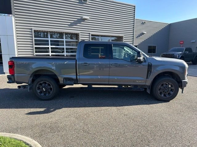 Used 2024 Ford F250 Lariat w/ Sport Appearance Package AWD/4WD image 3