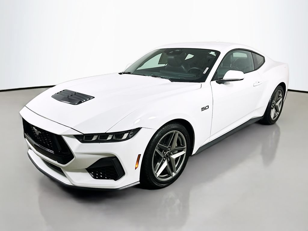 Used 2024 Ford Mustang GT Premium RWD image 3