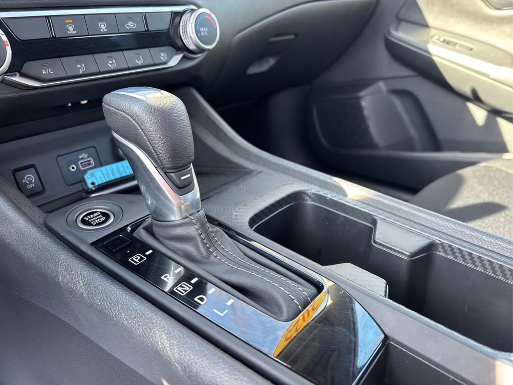 Used 2025 Nissan Sentra S image 26