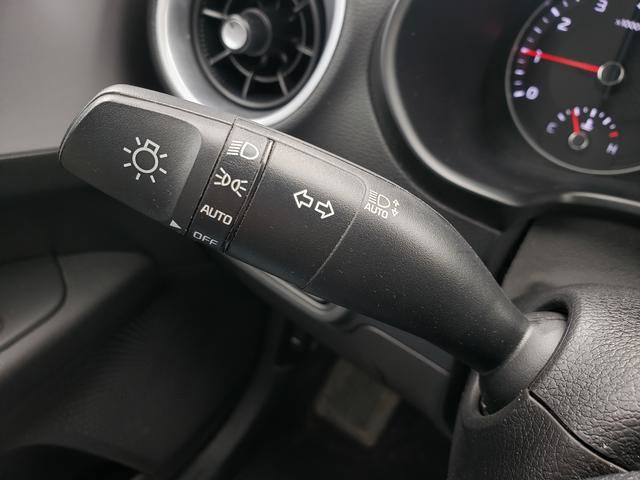 Certified 2023 Kia Forte LXS w/ LXS Technology Package image 28