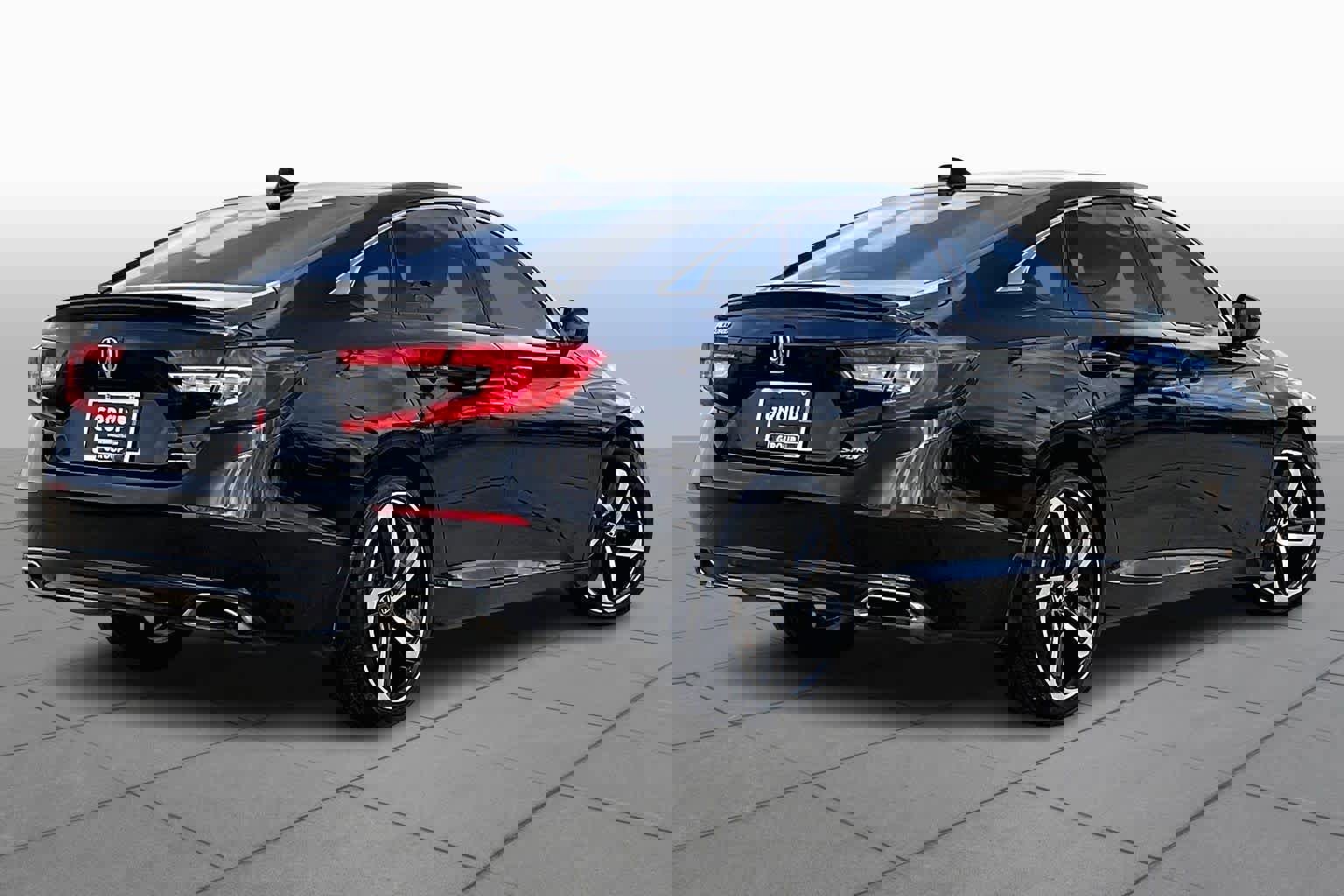 Used 2022 Honda Accord Sport image 10