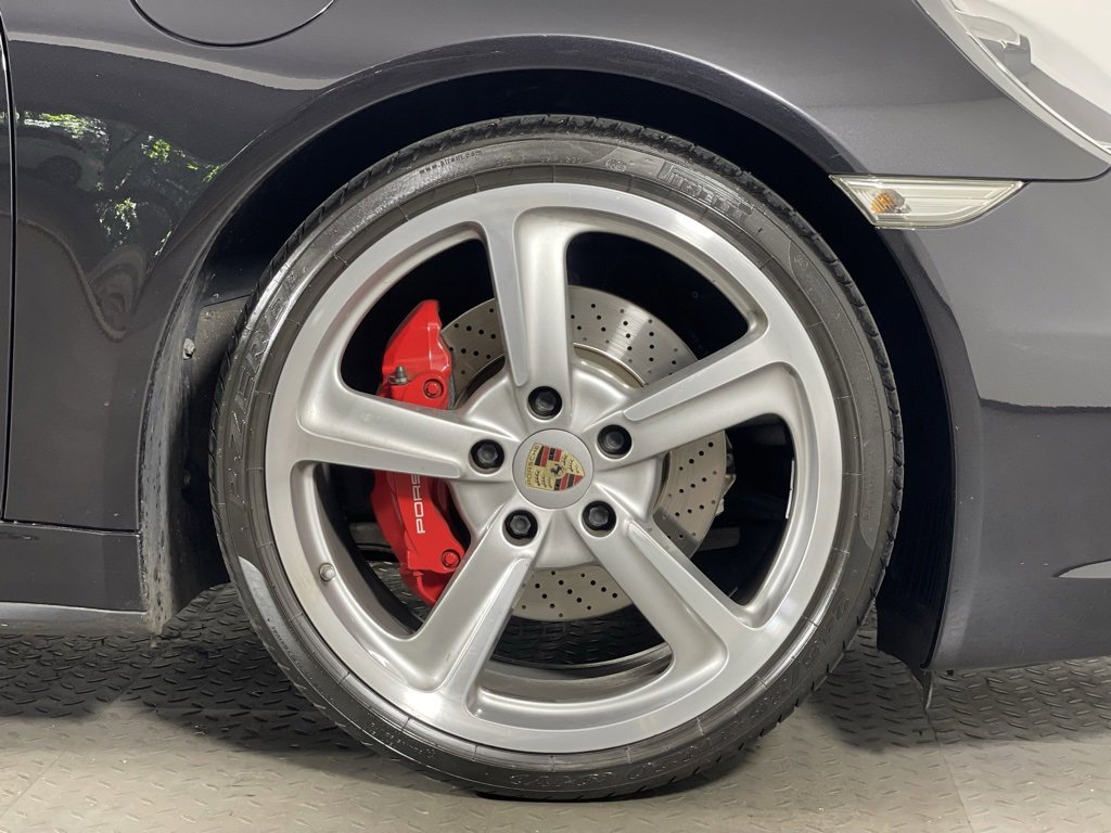 Certified 2013 Porsche 911 Carrera 4S image 18