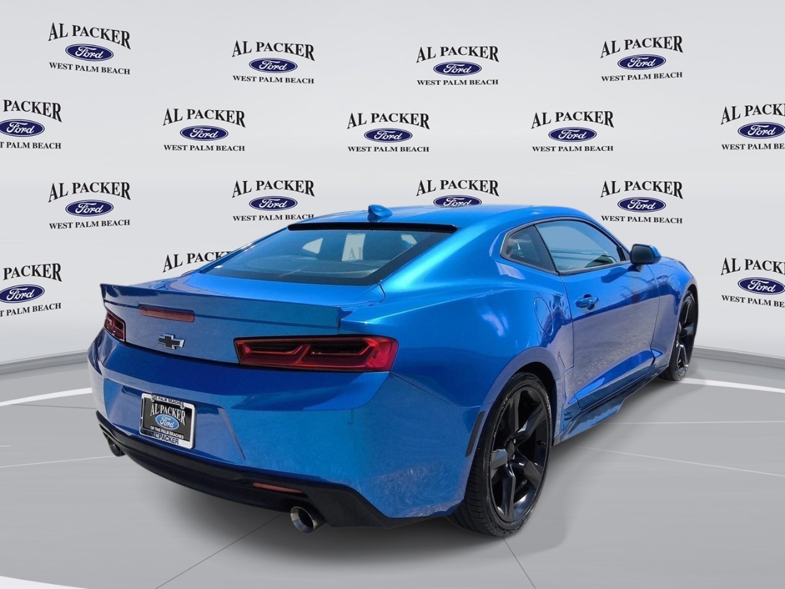 Used 2018 Chevrolet Camaro LT w/ RS Package RWD image 6