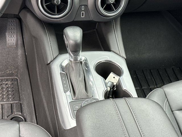 Used 2024 Chevrolet Blazer LT image 22