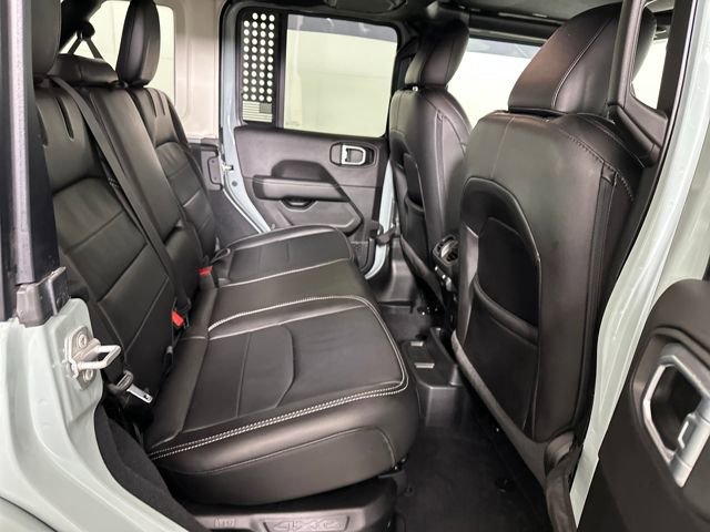 Used 2023 Jeep Wrangler Unlimited Sahara w/ Cold Weather Group image 27