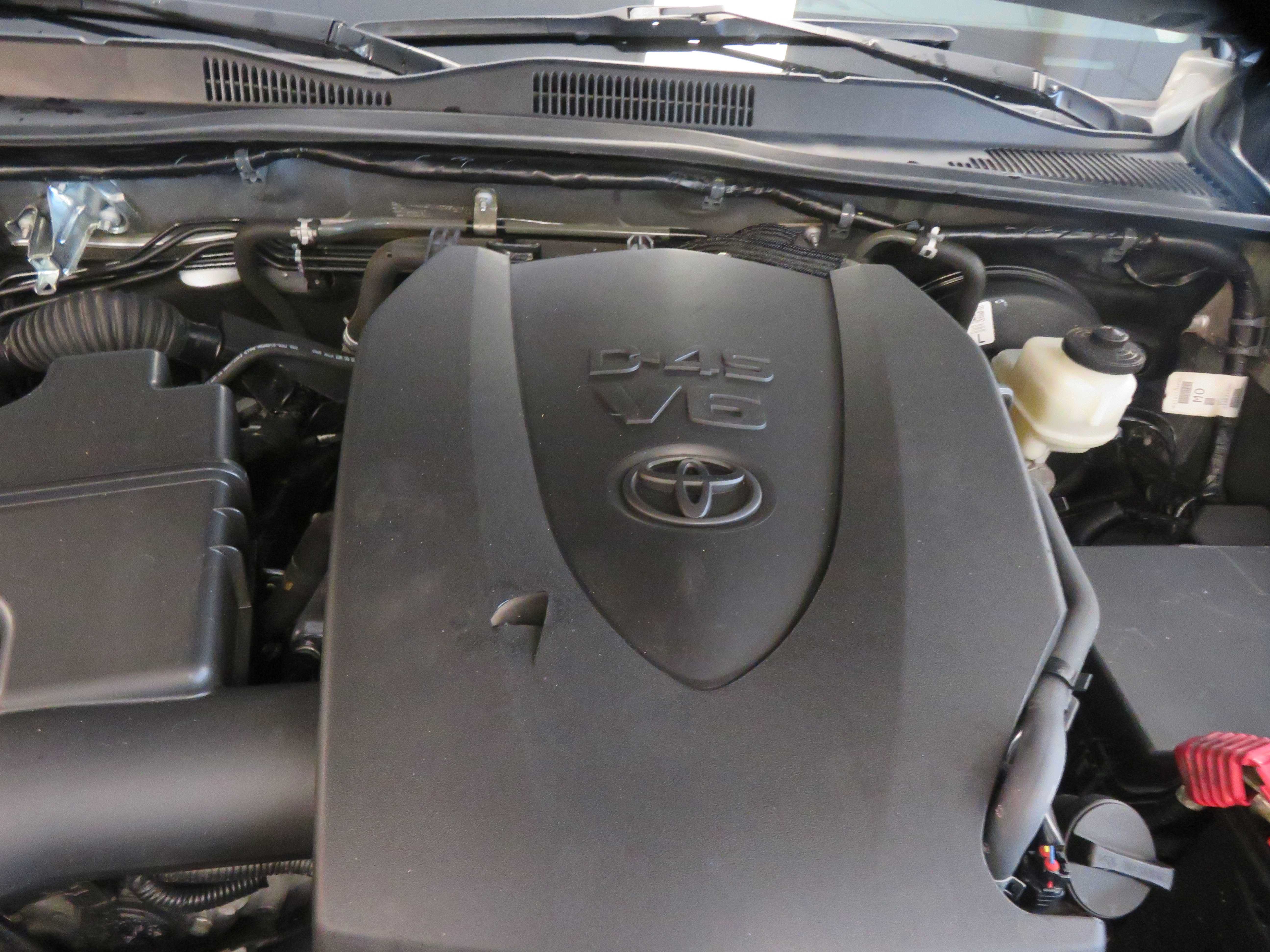 Used 2022 Toyota Tacoma SR5 RWD image 55