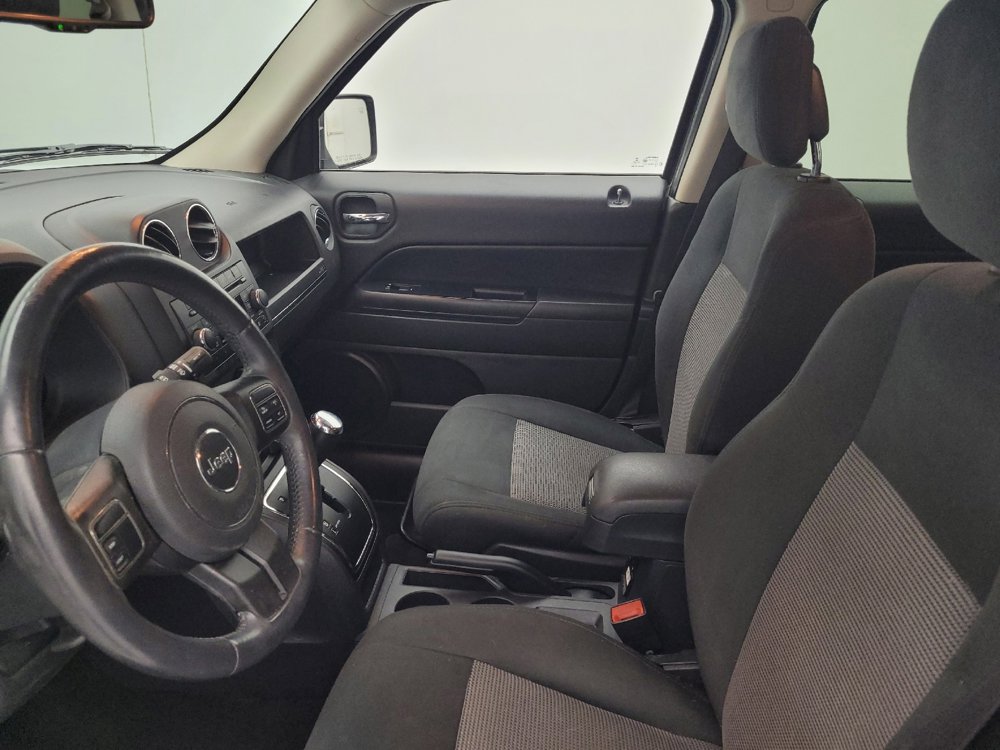 Used 2014 Jeep Patriot Latitude image 17