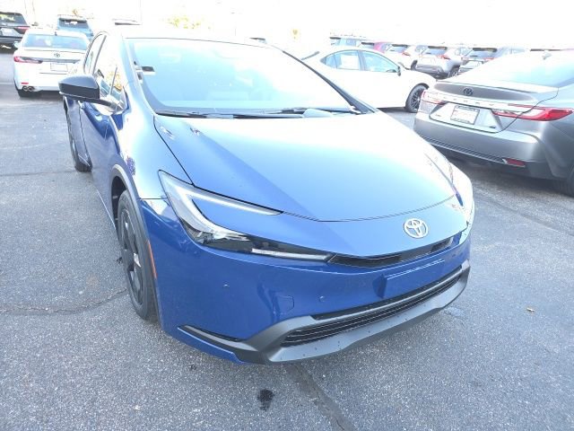New 2026 Toyota Prius LE FWD image 1