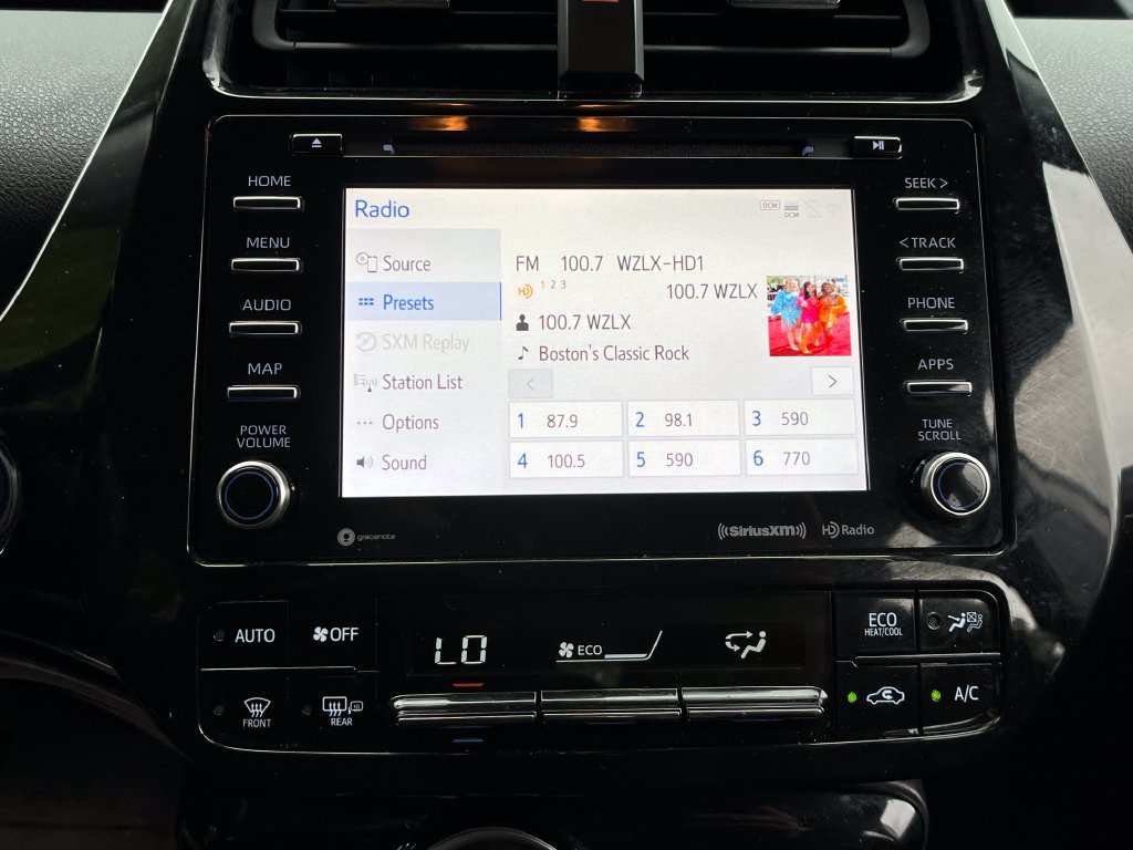 Certified 2021 Toyota Prius Prime LE FWD image 17