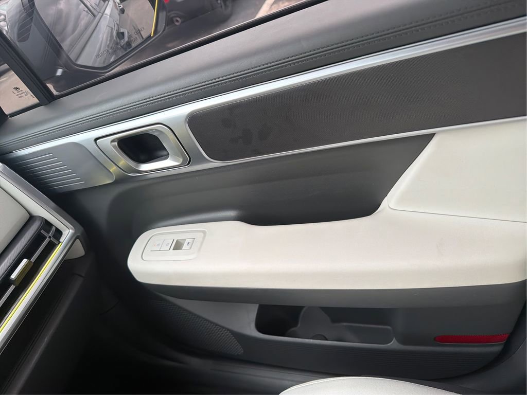 Certified 2024 Hyundai Santa Fe SE image 21
