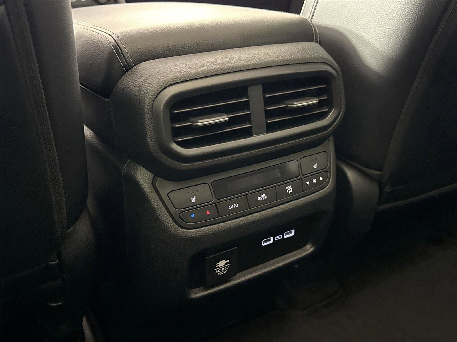 Used 2023 Honda Pilot Elite image 36