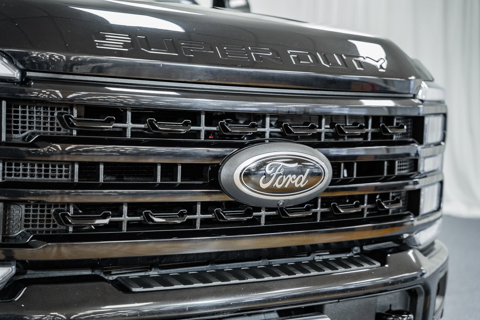 Used 2024 Ford F250 Lariat w/ Lariat Ultimate Package image 11