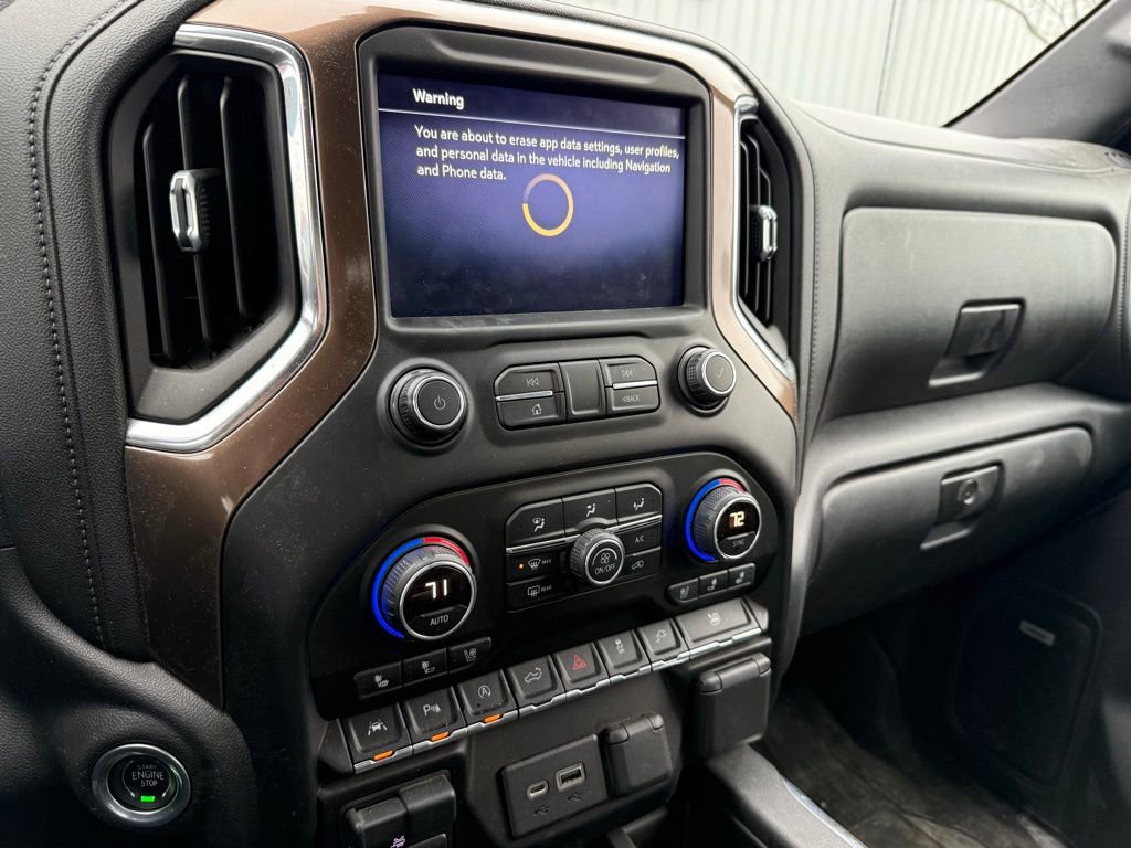 Used 2019 Chevrolet Silverado 1500 High Country w/ Technology Package image 15