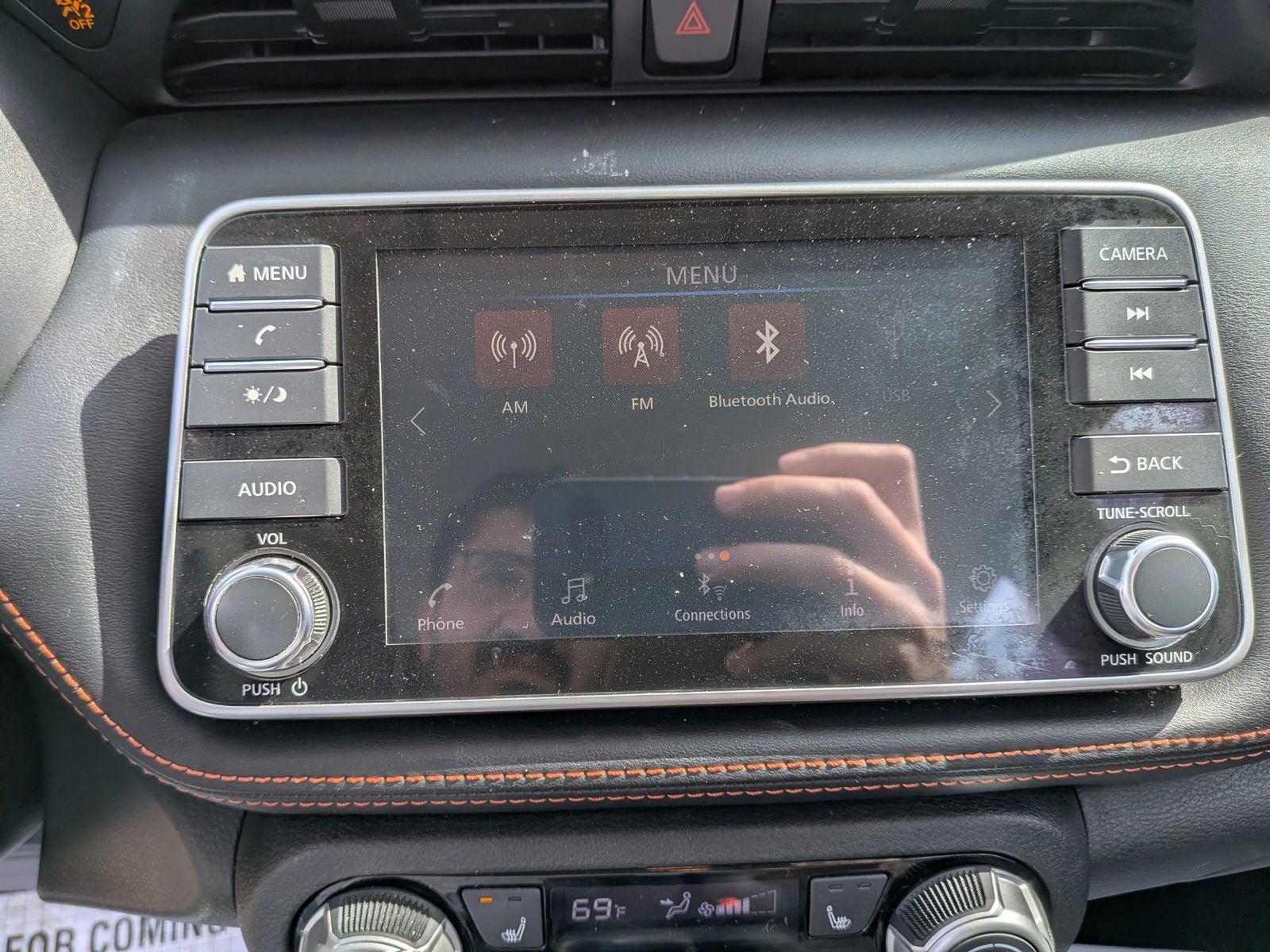 Used 2020 Nissan Kicks SR w/ SR Premium Package image 48