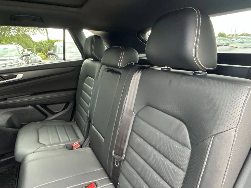 New 2026 Volkswagen Atlas Cross Sport SEL R-Line AWD/4WD image 54