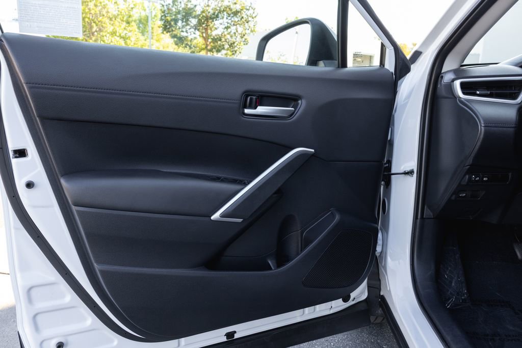 Certified 2024 Toyota Corolla Cross XLE w/ Convenience Package image 10