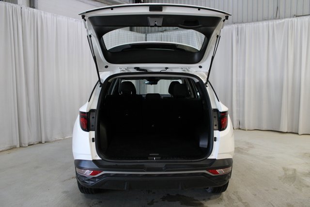 Used 2023 Hyundai Tucson SE image 7