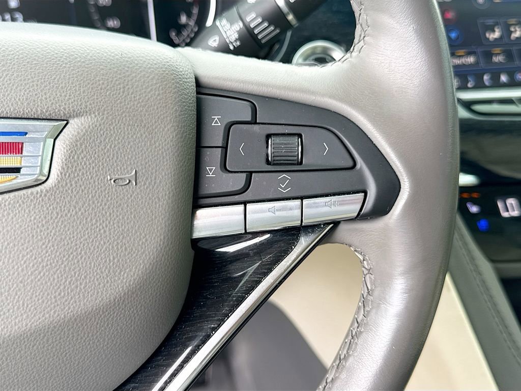 Used 2024 Cadillac XT6 Premium Luxury FWD image 39